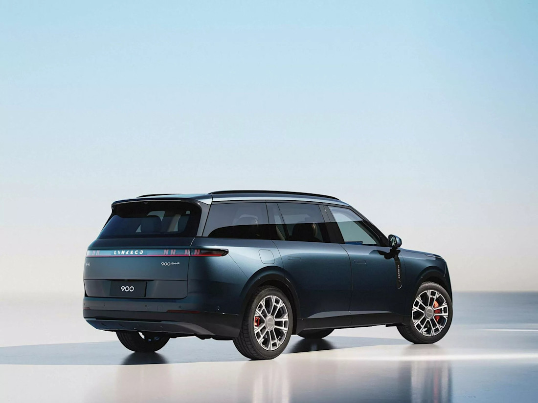 Lynk-Co-900-2025 (1).jpg