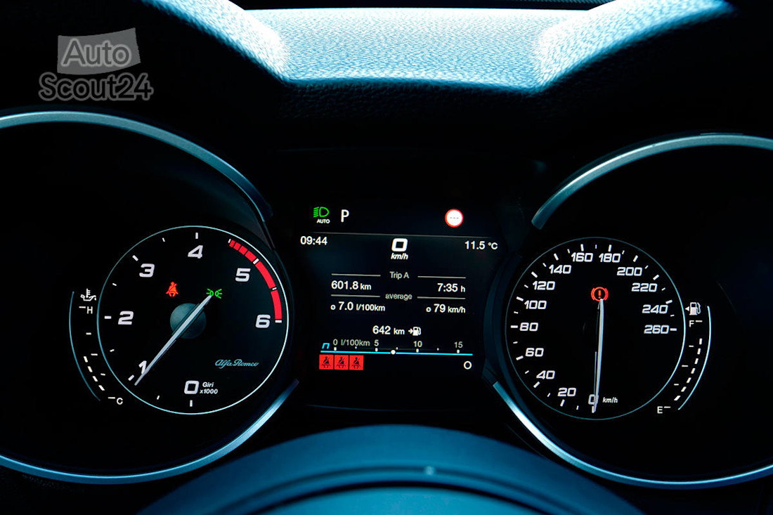 Prueba Alfa Romeo Stelvio Q4 Veloce diesel 210 CV 2020 Ruben Fidalgo (35).jpg