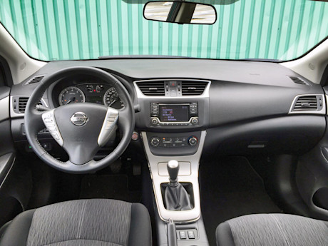 Editorial 2015 nissan sentra sv gw 21