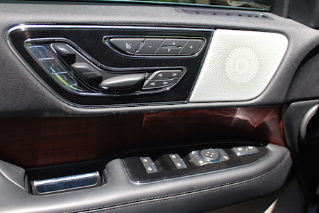 Editorial 2020 lincoln navigator reserve 25 pb