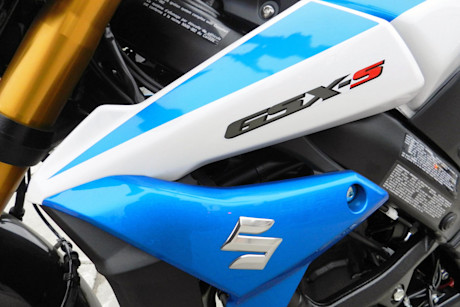 Editorial 13 jb 2015 suzuki gsx s750za