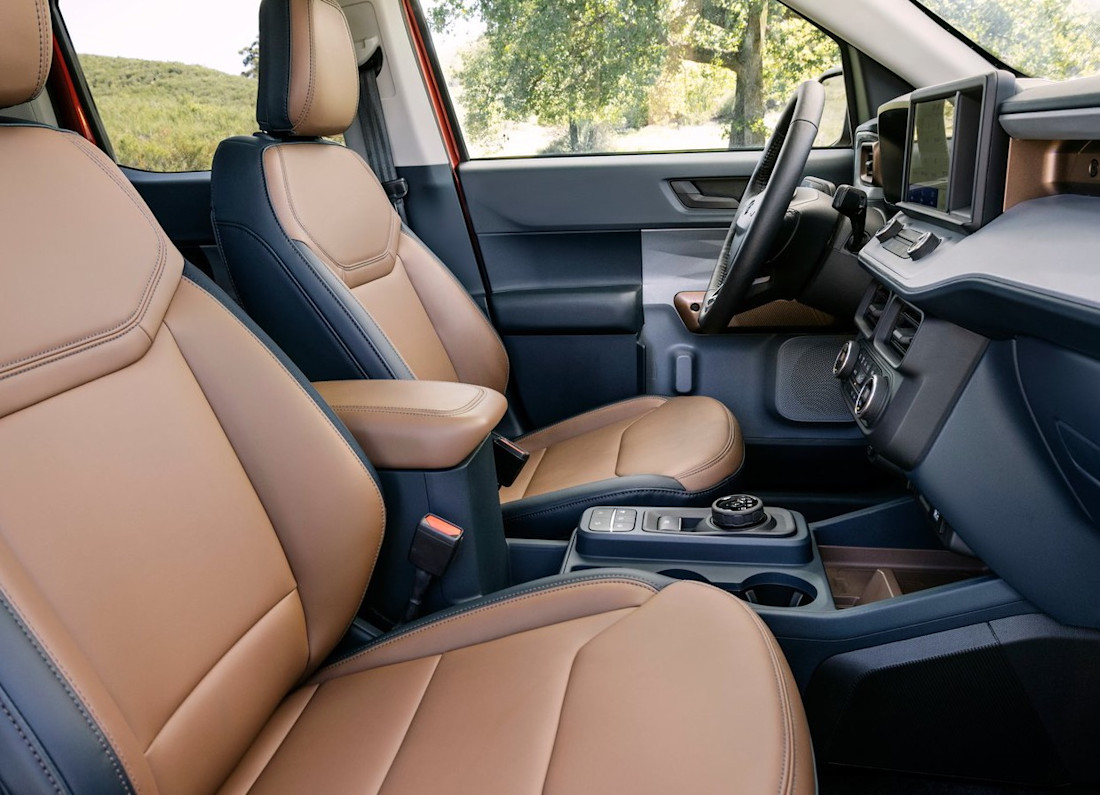 ford-maverick-interior 