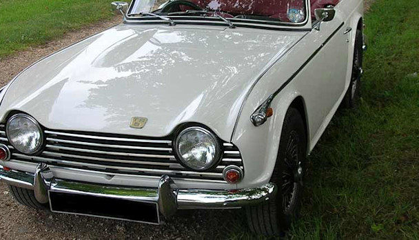 Triumph TR5