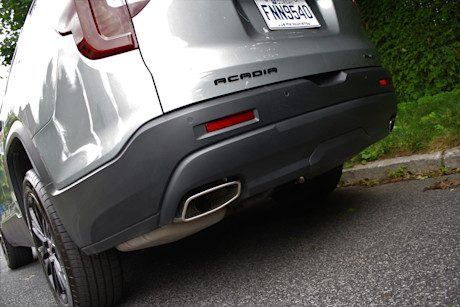 GMC Acadia SLT 2023 : essai routier Image