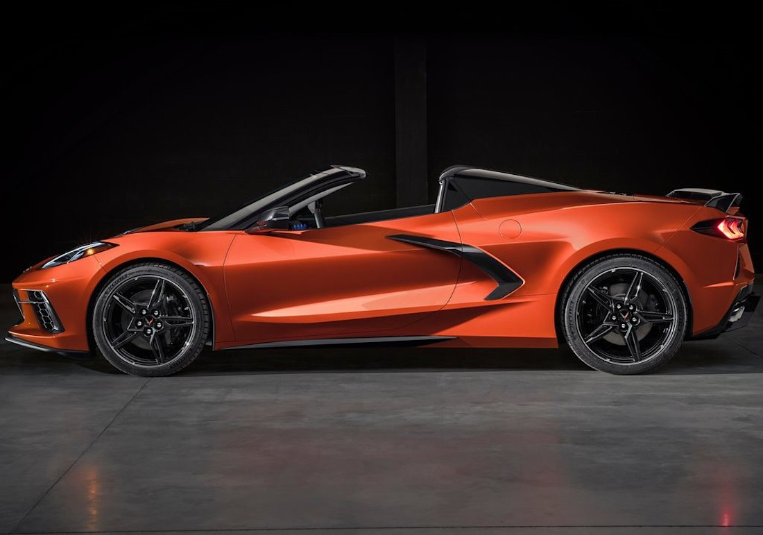 Chevrolet-Corvette_C8_Stingray_Convertible-2020-1024-02.jpg
