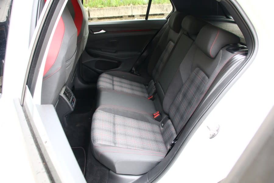 pueba-vw-golf-gti-08.jpg