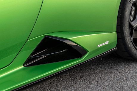 Editorial 2023 lamborghini huracan tecnica 13 sha