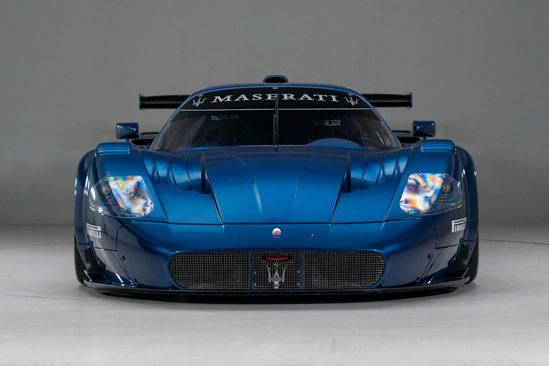 Maserati-MC12-Corsa-subasta (6).jpg