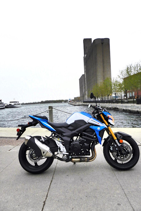 Editorial 04 jb 2015 suzuki gsx s750za