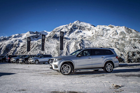 Editorial 2017 mercedes benz gls 500 4matic 03 bm