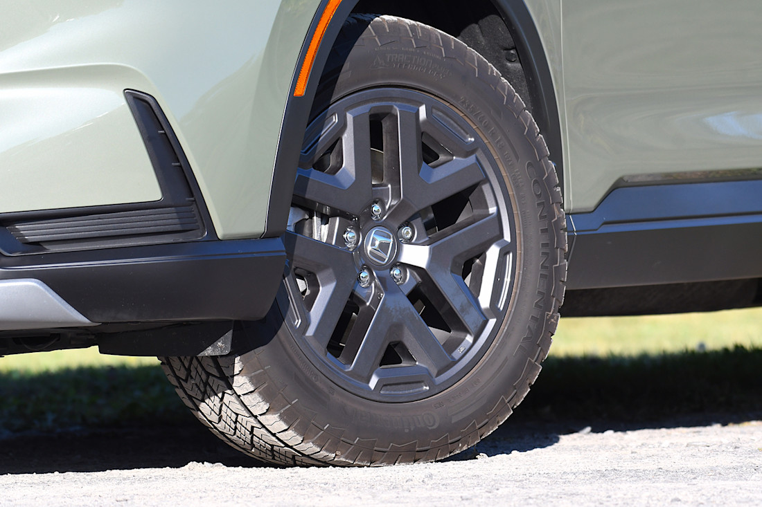 2026 Honda CR-V Trailsport - TD - DR - 251031 - 4.jpg