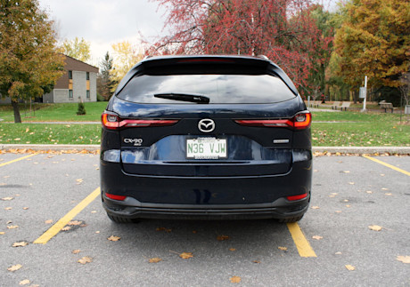 Jeep Grand Cherokee 4xe vs Mazda CX-90 PHEV 2024 : match comparatif Image