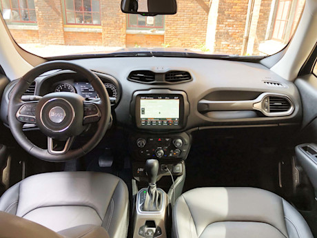 Editorial 2019 jeep renegade limited 4x4 16 jw