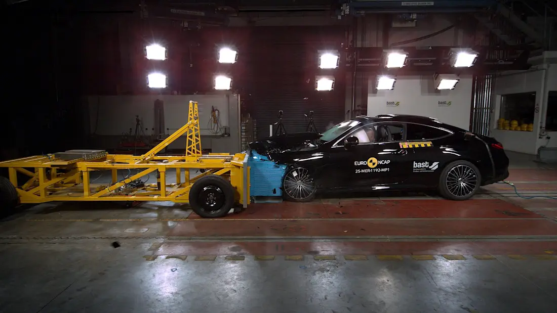 mercedes-cle-crash-test