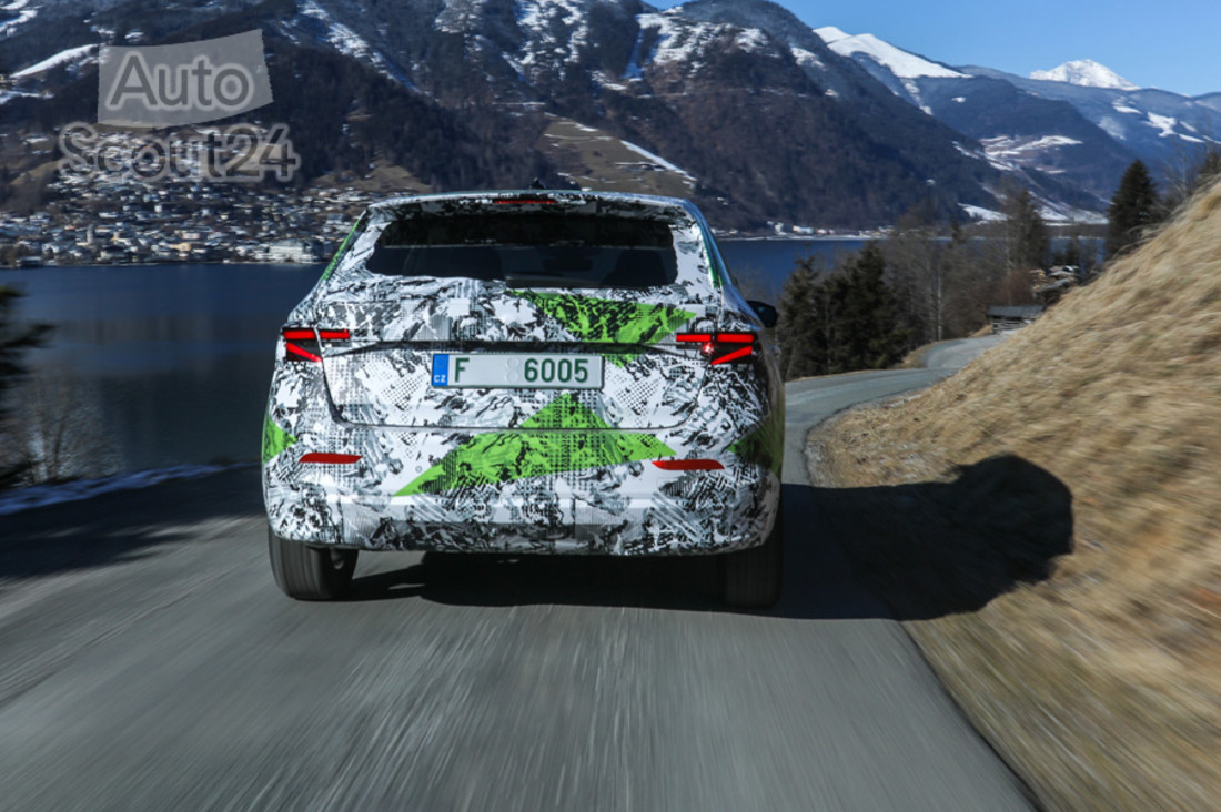 skoda-fabia-2021 (10).jpg