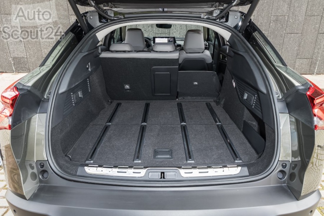 CL 22.005.105(1).jpg