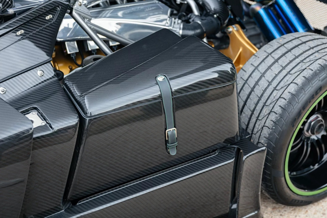 Pagani-Zonda-760-Lm-Roadster (12).jpg