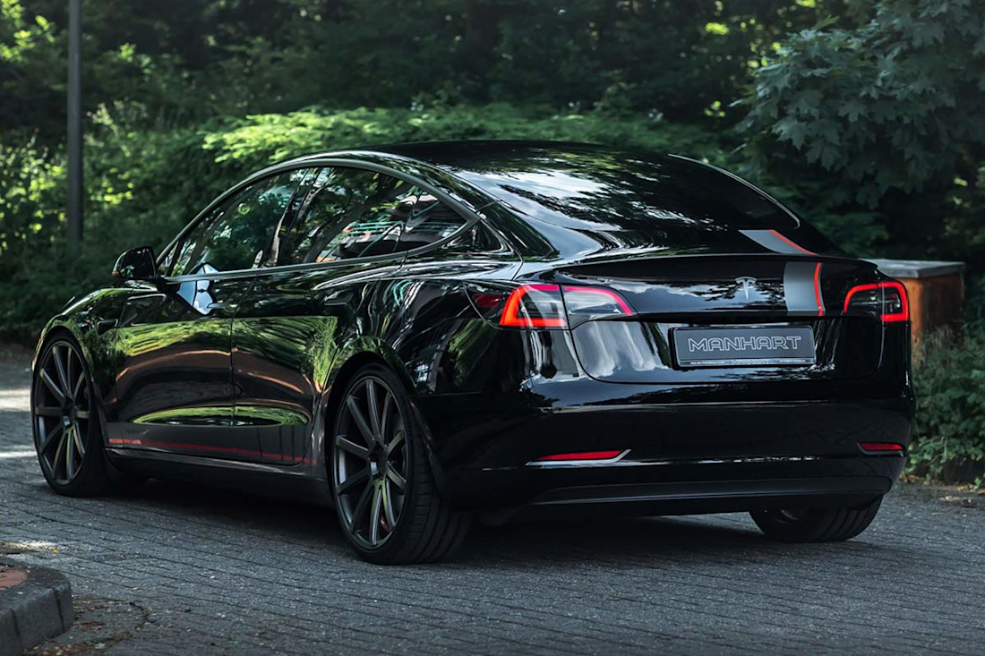 Tesla model 3 tuneado Manhart (5).jpg