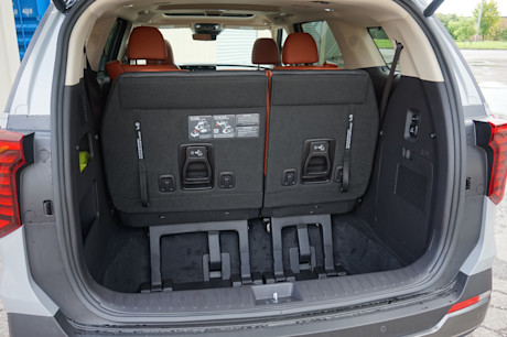 Editorial 2025 kia carnival jl 29