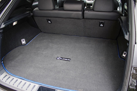 Lexus NX 300h 2021 : essai routier Image