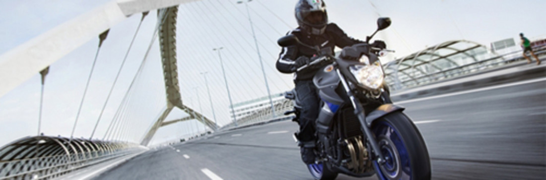 Prova: Yamaha XJ6 Race Blu – Una moto davvero speciale