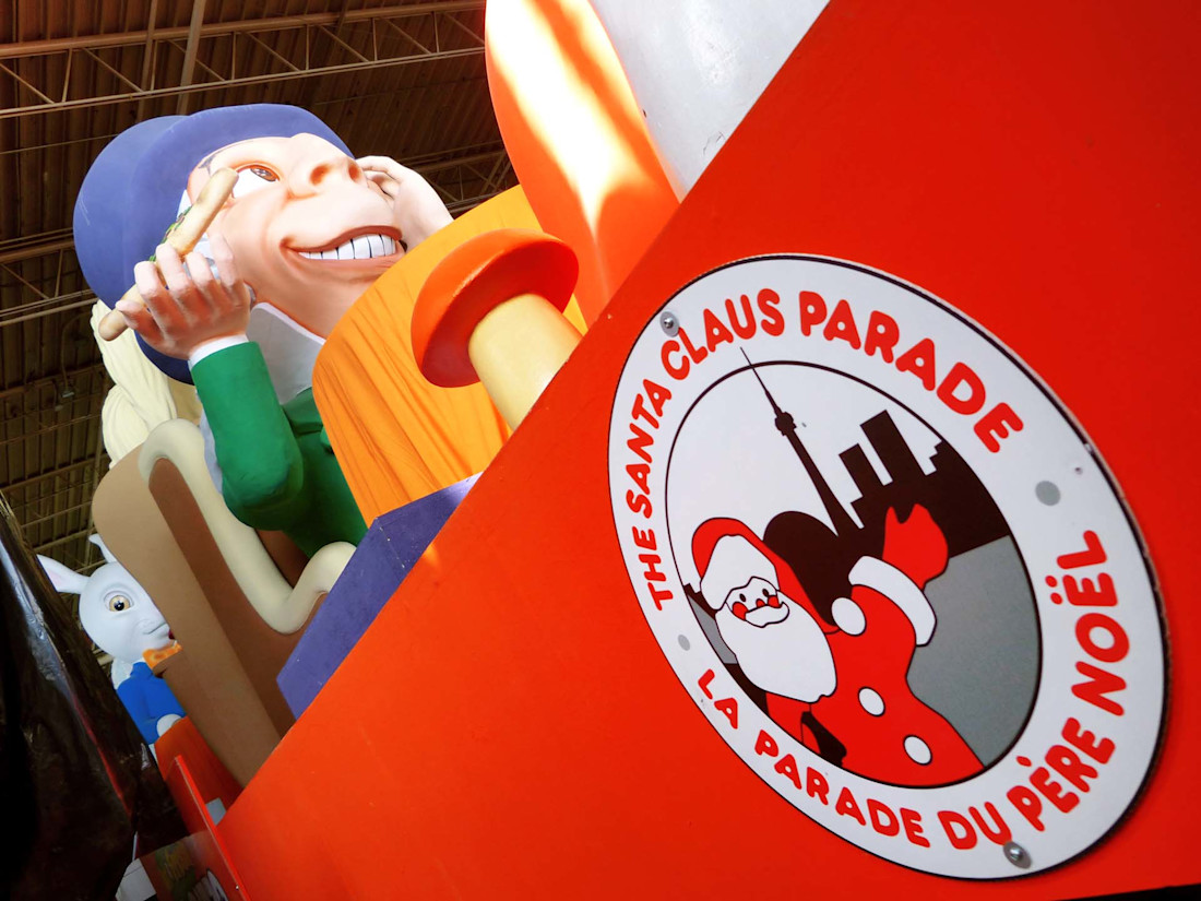 Kia Delivers Holiday Cheer at the Santa Claus Parade