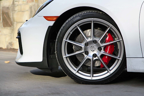 Editorial 2016 porsche boxster spyder jy 13