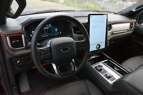 Ford Expedition Timberline 2022 : essai routier Body Image