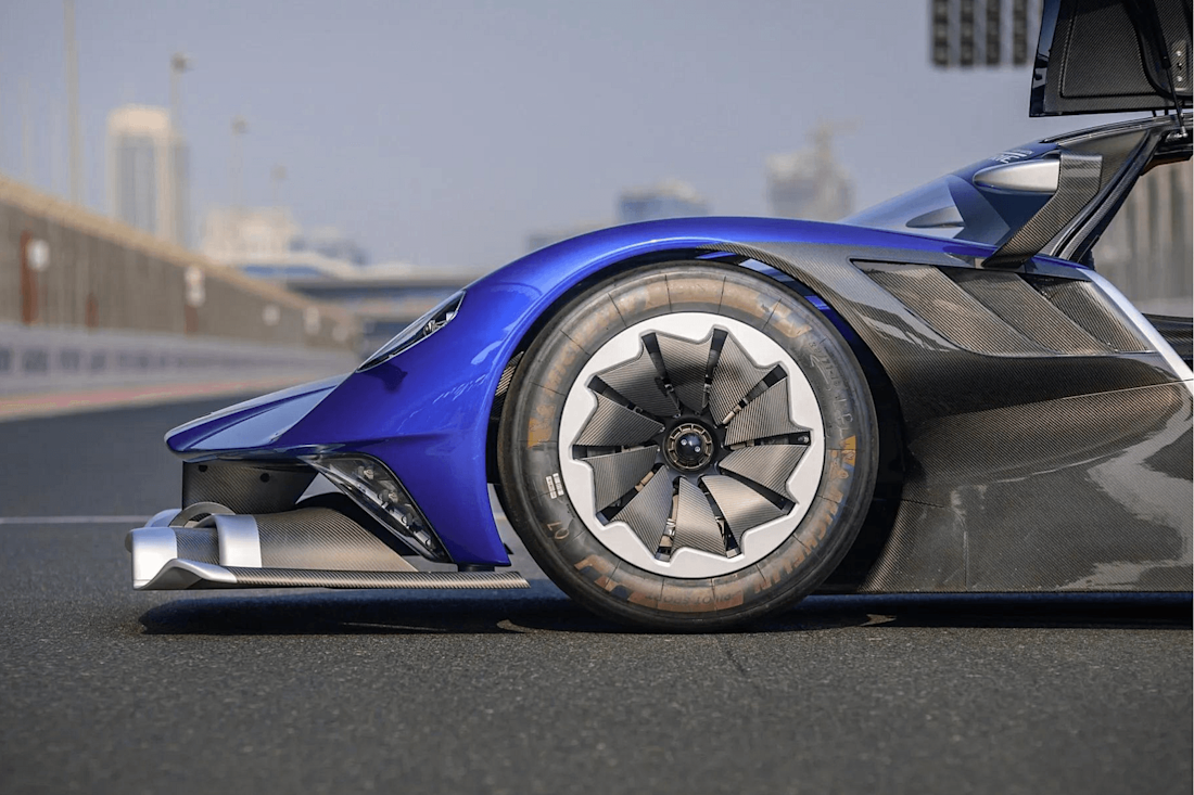 Aston-martin-Valkyrie-AMR-Pro (1).png