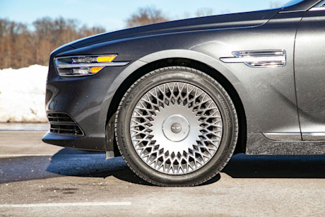 Editorial 2021 genesis g90 50 prestige awd 06 jw