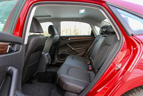 Editorial 2020 volkswagen passat execline 14 ts