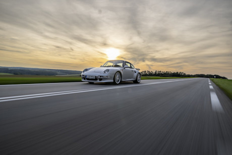 Editorial 1998 porsche 911 turbo s 993 17