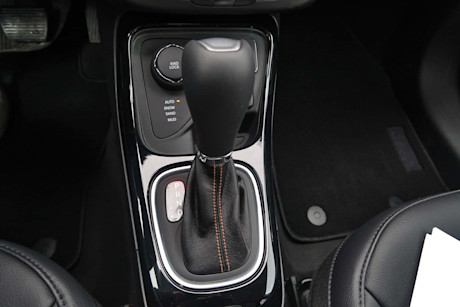 Editorial 2018 jeep compass limited 4x4 24 jm