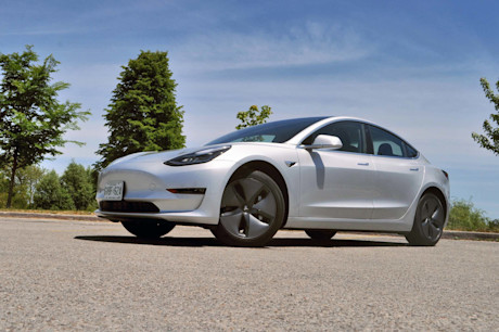 Editorial 2018 tesla model 3 02 mb