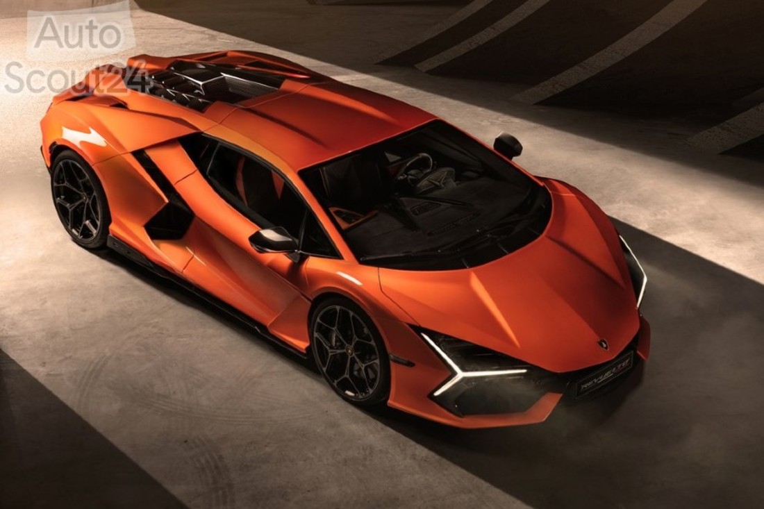 Lamborghini-Revuelto-2024-1024-02.jpg