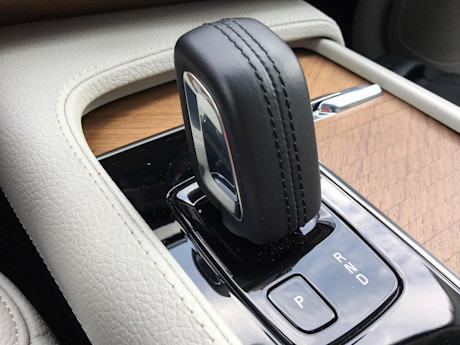 Volvo XC90 Recharge Inscription Expression 2021 : essai routier Image