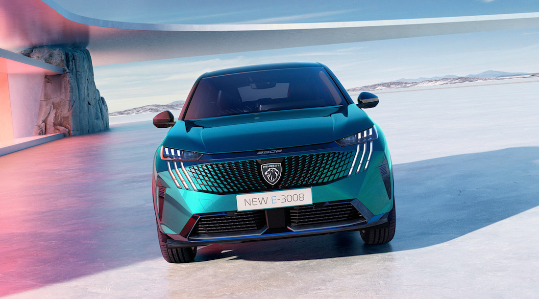 Peugeot e-3008 (2023) static, front view