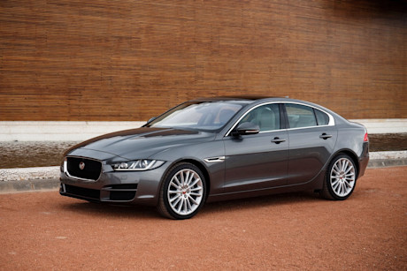Editorial wcoty jaguar xe