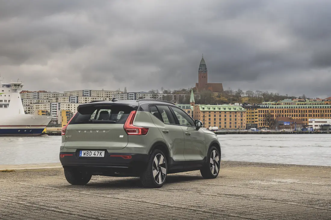 populaire-elektrische-volvo-xc40-verdwijnt-uit-de-prijslijst-en-ook-weer-niet-2024-01