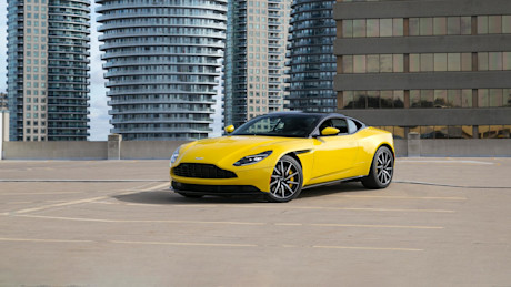 Editorial 2020 aston martin db11 v8 coupe 03 jw