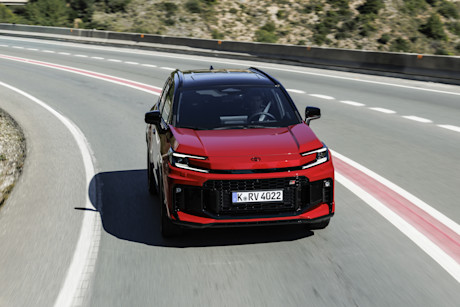review-het-is-saai-maar-de-toyota-rav4-doet-eigenlijk-alles-goed-71dc92-71dc92-1