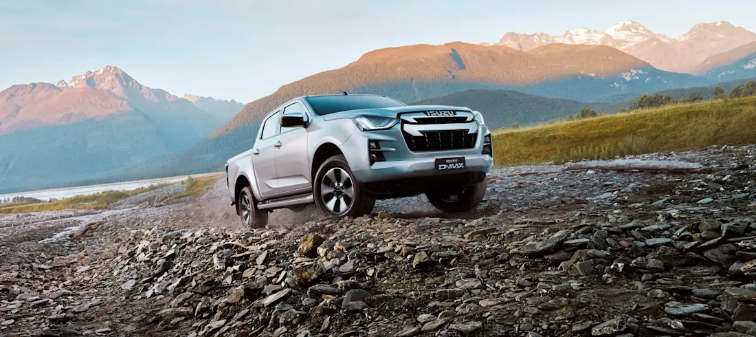isuzu-d-max-front