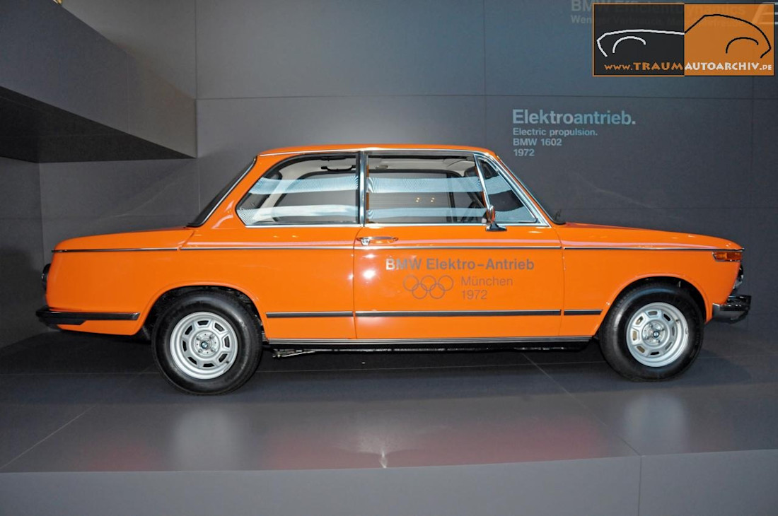 BMW 1602 Clockwork Orange
