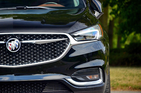 Essai routier : Buick Enclave Avenir 2018 Body Image