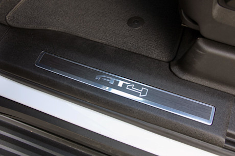 Editorial 2021 gmc yukon at4 13 dw