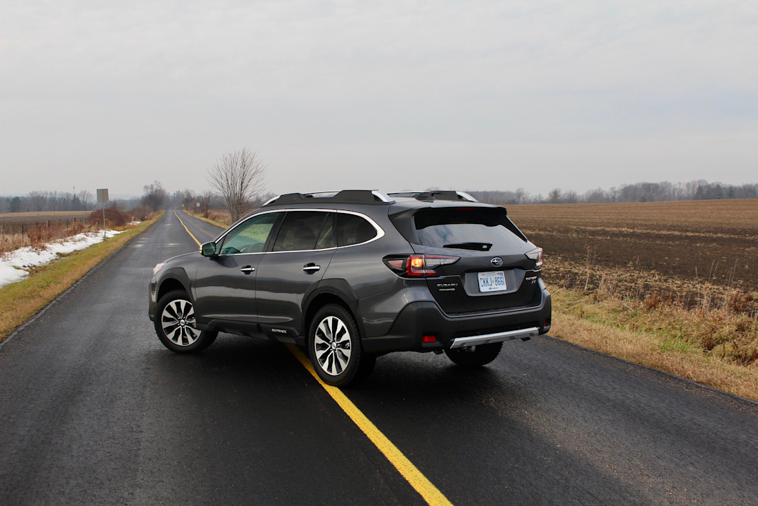 Editorial 2025 subaru outback premier xt td pb 250106 8