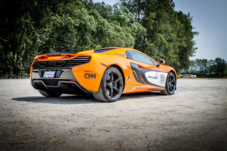 Editorial 11 bm mclaren 650s spider