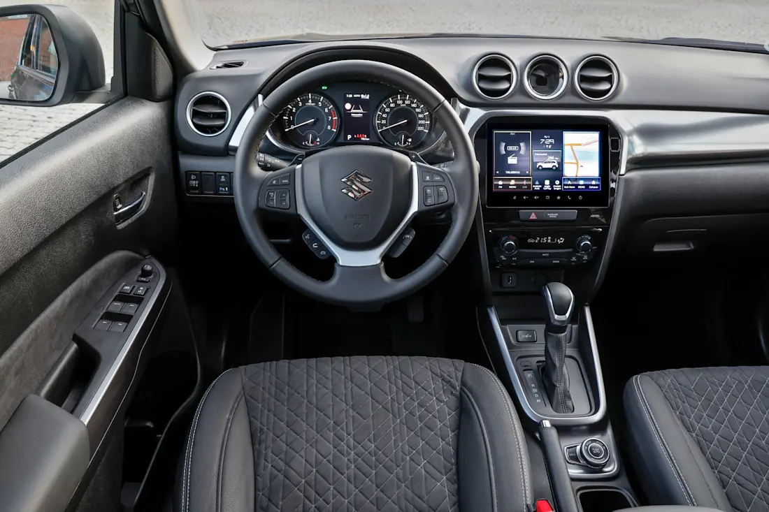 suzuki vitara full hybrid 3
