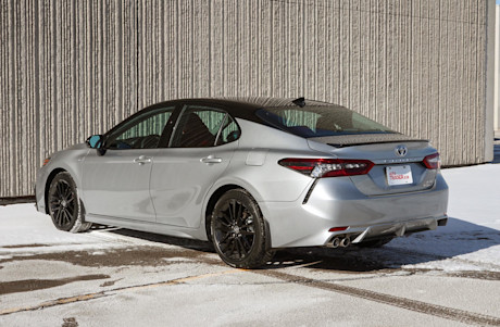 Editorial 2021 toyota camry hybrid xse 06 jm
