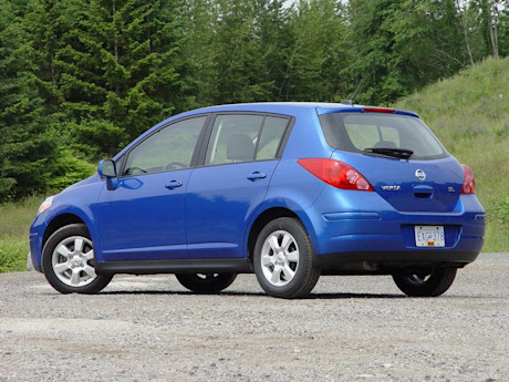 Editorial 2008 nissan versa gw 005 7873